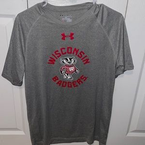 Under Armor Wisconsin badgers T shirt